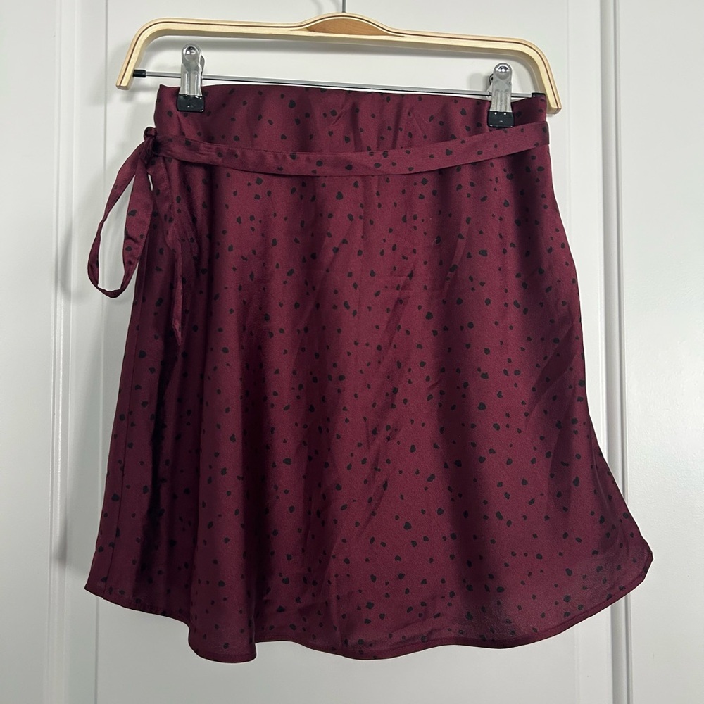 Abercrombie Satin Faux Wrap Maroon Burgundy Skirt - Picture 3 of 4
